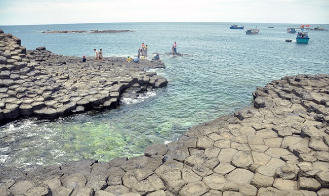 Tour du lịch Quy Nhơn điểm đến Ghềnh Đá Đĩa